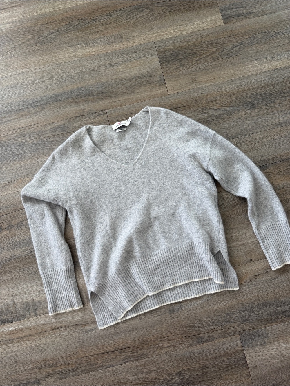Vineyard Vines Cashmere Heather Gray V-Neck Sweater